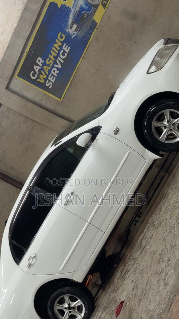 Toyota Corolla Sedan Automatic 2004 White
