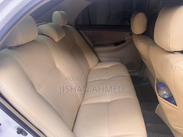Toyota Corolla Sedan Automatic 2004 White