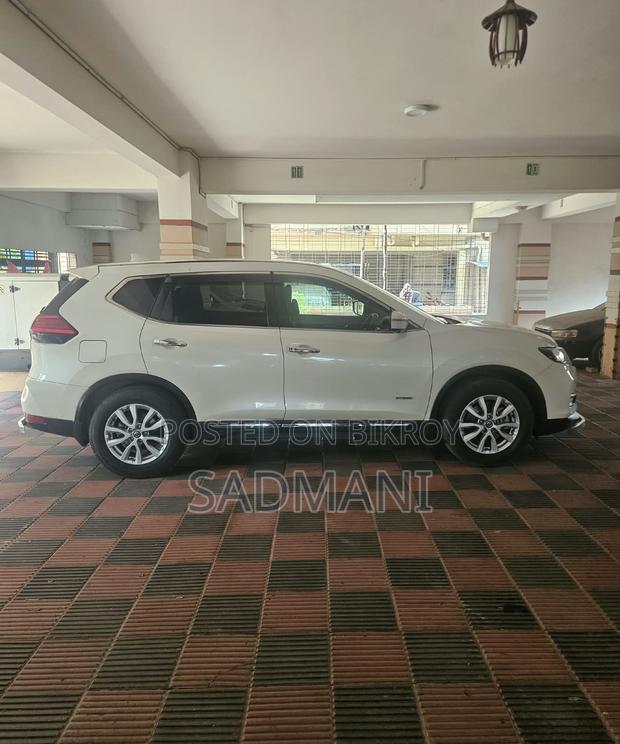 Nissan X-Trail 2.0 Hybrid FWD 2018 Pearl