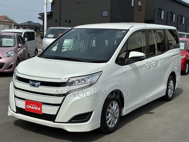 Toyota Noah 1.8 FWD Hybrid (7 seater) 2021 Pearl