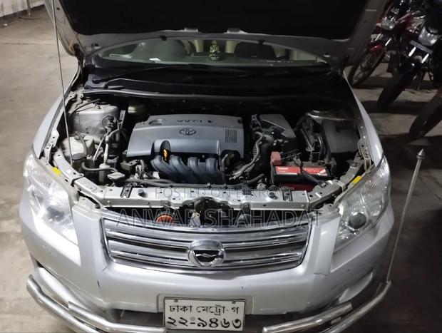 Toyota Axio 2011 Silver