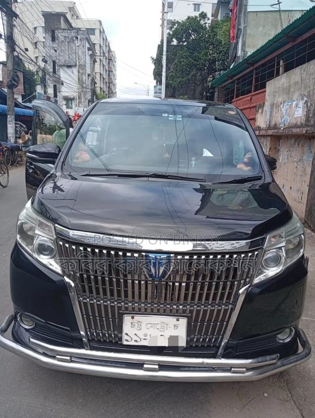Toyota Esquire 2014 Black