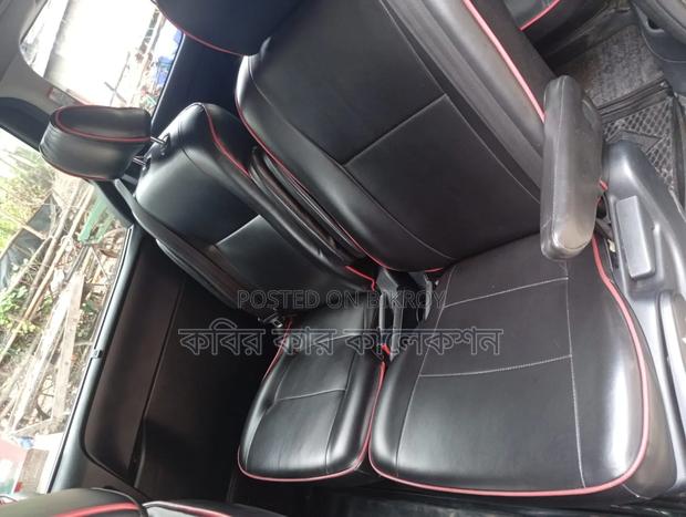 Toyota Esquire 2014 Black