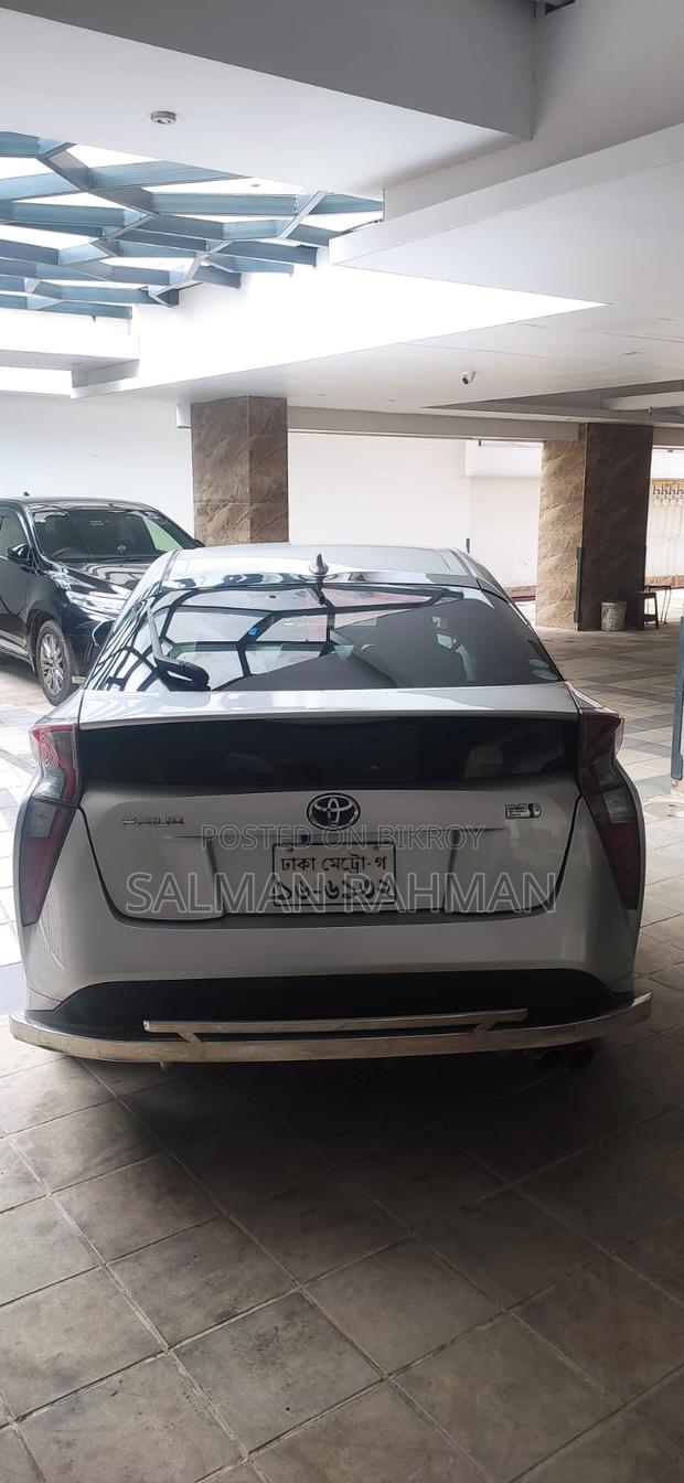 Toyota Prius Four Touring 2018 Silver