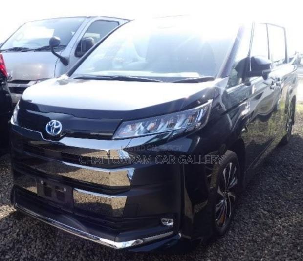 Toyota Noah 2023 Black