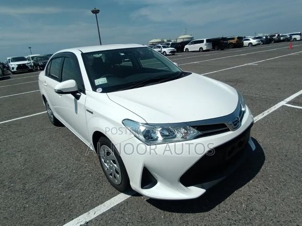 Toyota Axio 2021 White