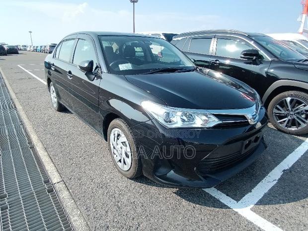 Toyota Axio 2021 Black