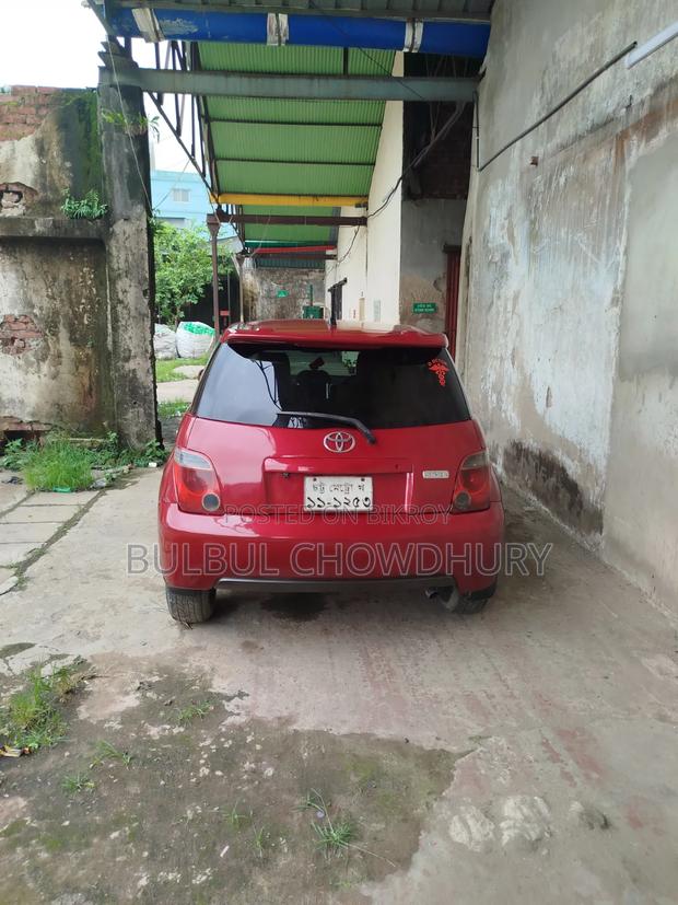 Toyota IST 2003 Maroon