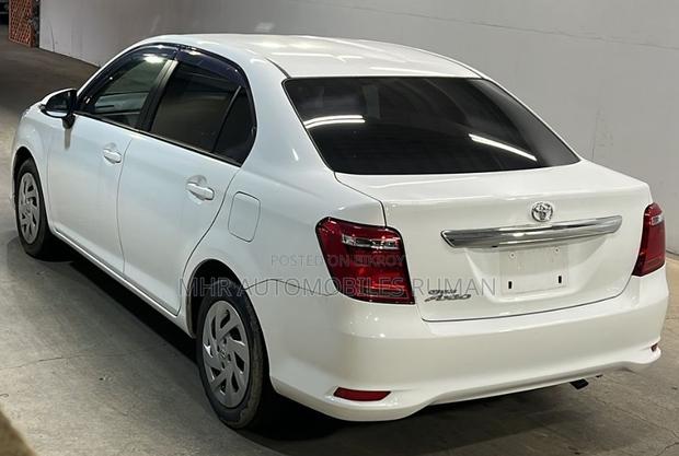Toyota Axio 2021 White