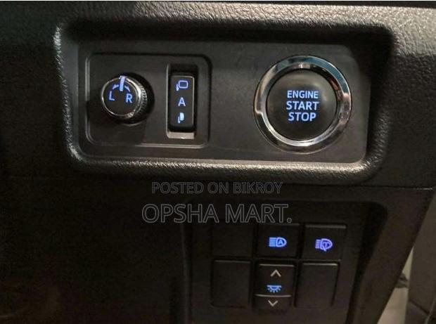 Toyota Land Cruiser Prado 2021 Pearl