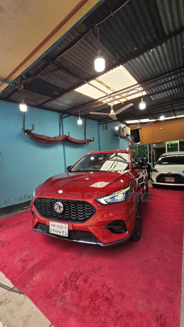 MG ZS 2021 Red