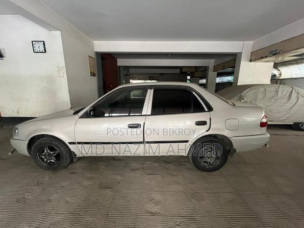 Toyota Corolla X 1.3 Automatic 2000 Silver