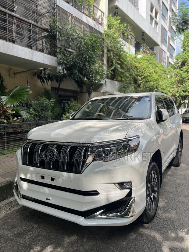 Toyota Land Cruiser Prado 2021 Pearl