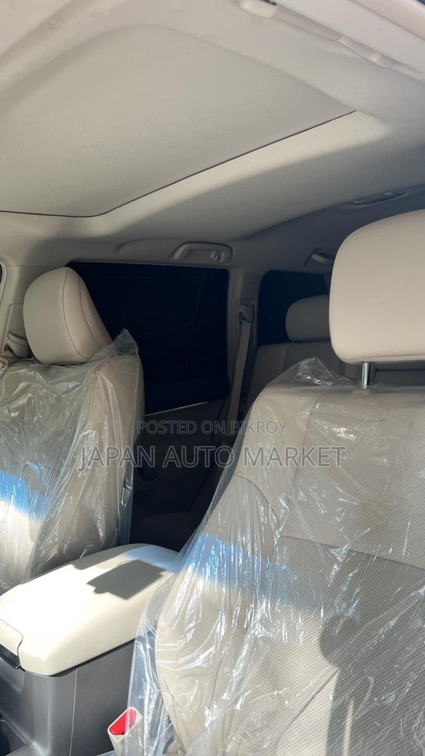 Toyota Land Cruiser Prado 2021 Pearl