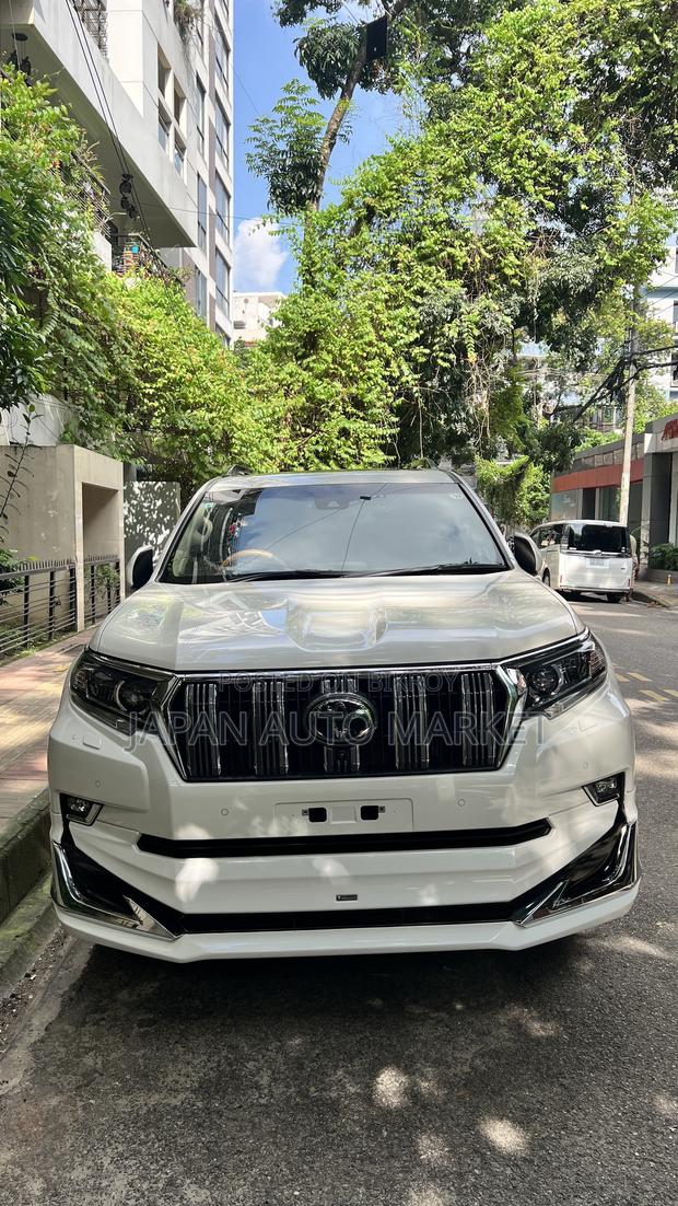 Toyota Land Cruiser Prado 2021 Pearl