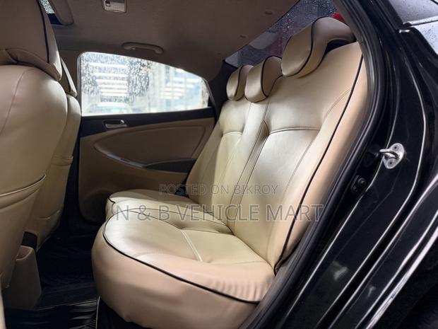 Hyundai Accent 2012 Blue