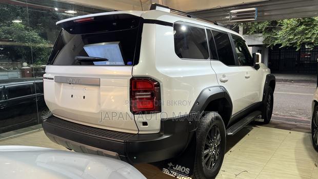 Toyota Land Cruiser LC250 2024 Pearl