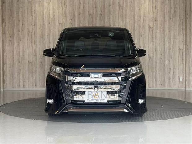 Toyota Noah 2021 Black