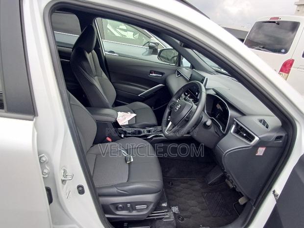 Toyota Corolla Cross 2023 Pearl