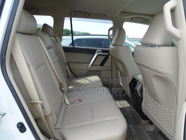 Toyota Land Cruiser Prado 2023 Pearl