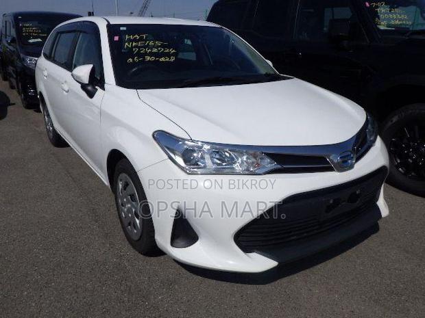 Toyota Corolla Fielder 2021 White