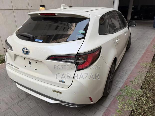 Toyota Corolla Touring WxB 2020 Pearl