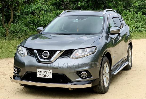 Nissan X-Trail 2.0 Hybrid FWD 2016 Gray