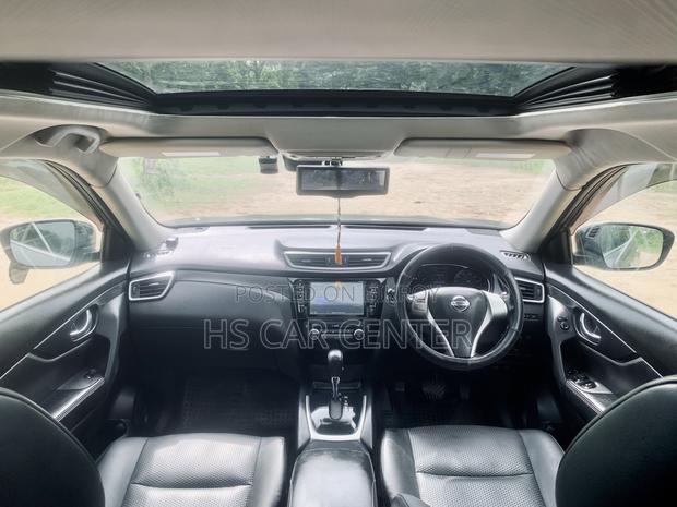 Nissan X-Trail 2.0 Hybrid FWD 2016 Gray