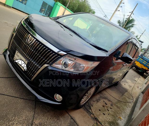 Toyota Esquire 2.0 FWD (7 seater) 2014 Black