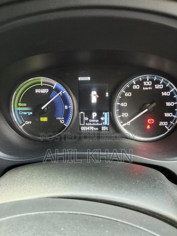 Mitsubishi Outlander 2.4 PHEV AWD 2022 Pearl