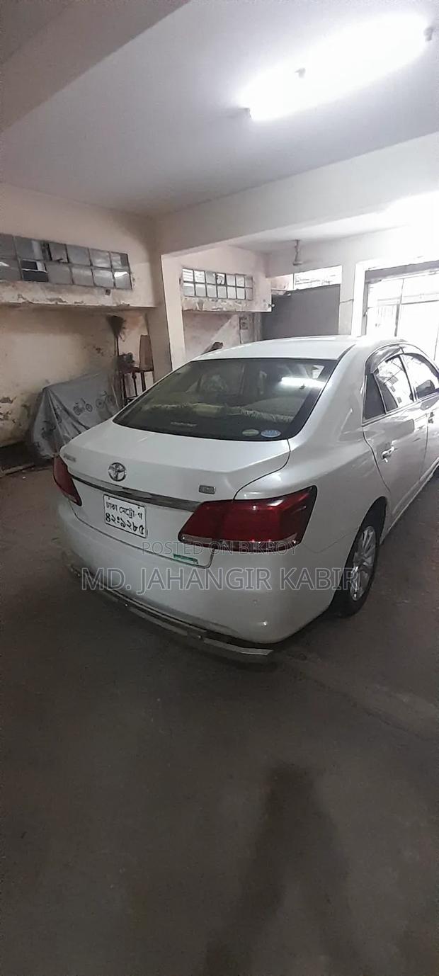 Toyota Premio 2017 Pearl