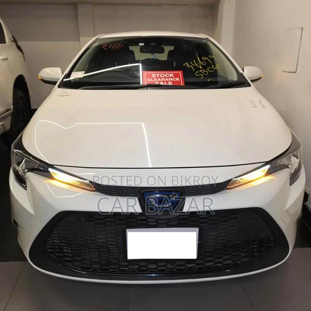 Toyota Corolla Touring G-X 2020 White