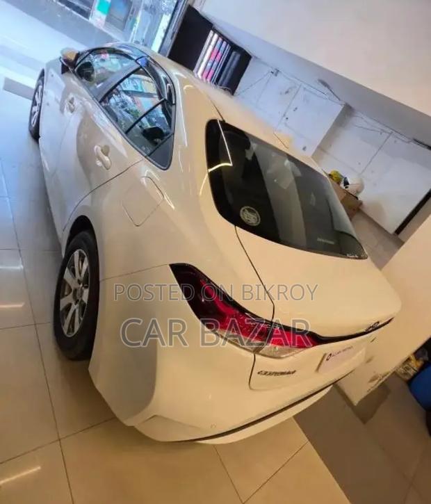 Toyota Corolla Touring G-X 2020 White