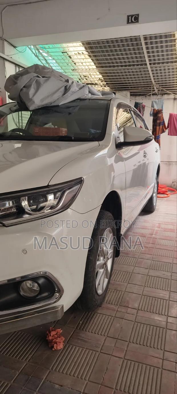 Toyota Premio 1.5 FWD 2020 White