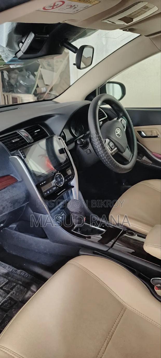 Toyota Premio 1.5 FWD 2020 White
