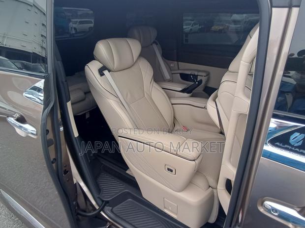 Toyota Alphard 2024 Brown