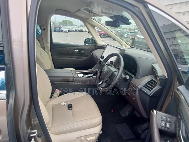 Toyota Alphard 2024 Brown