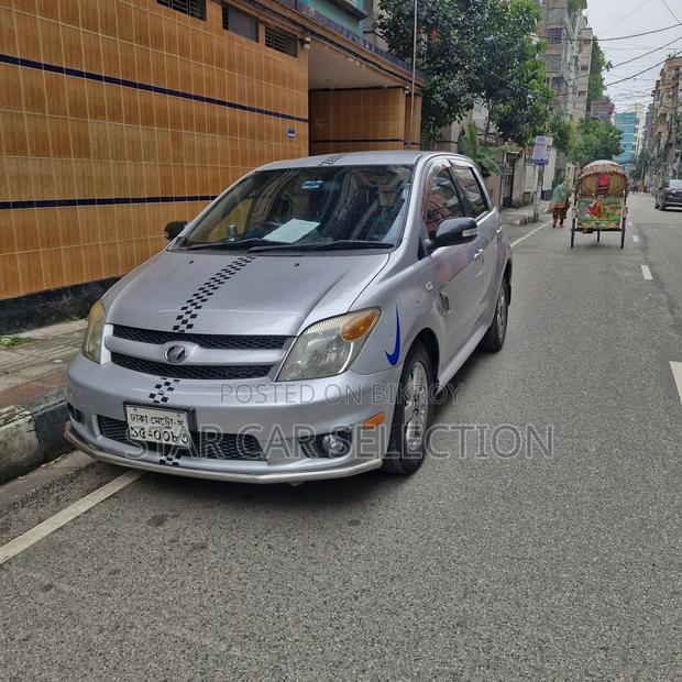 Toyota IST 2007 Silver