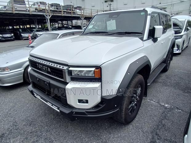 Toyota Land Cruiser Prado 2024 Pearl