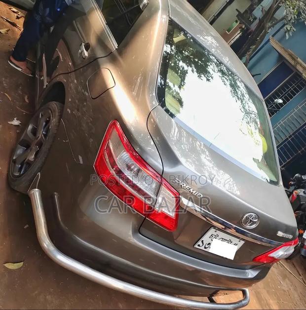 Toyota Premio 1.5 FWD 2012 Gray