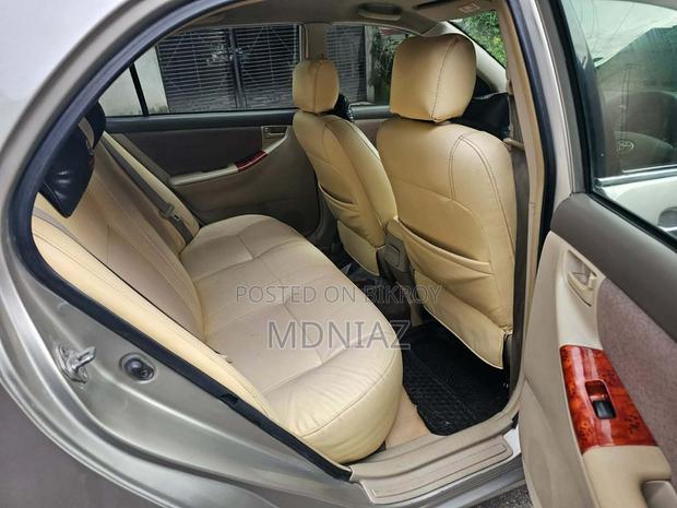 Toyota Corolla Sedan Automatic 2003 Gold