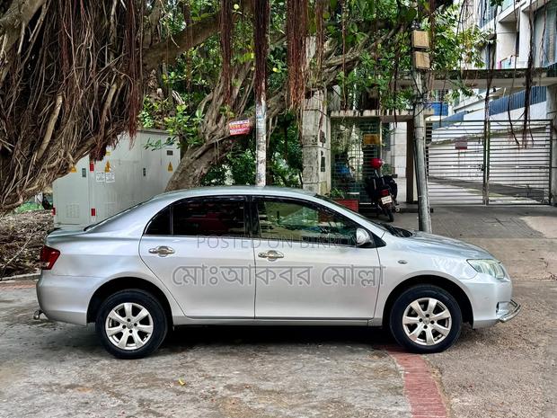 Toyota Axio 2009 Silver