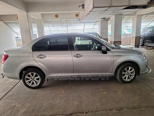 Toyota Axio 2014 Silver