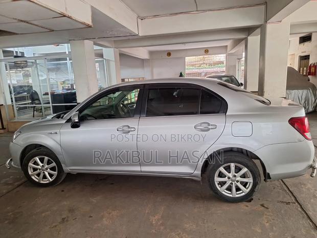Toyota Axio 2014 Silver
