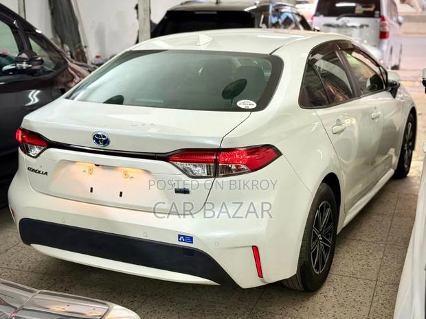 Toyota Corolla Touring G-X 2020 Pearl