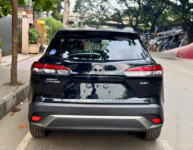 Toyota Corolla Cross 1.8 Hybrid FWD 2021 Black
