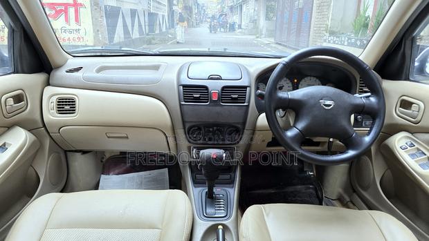 Nissan Sunny 2008 White
