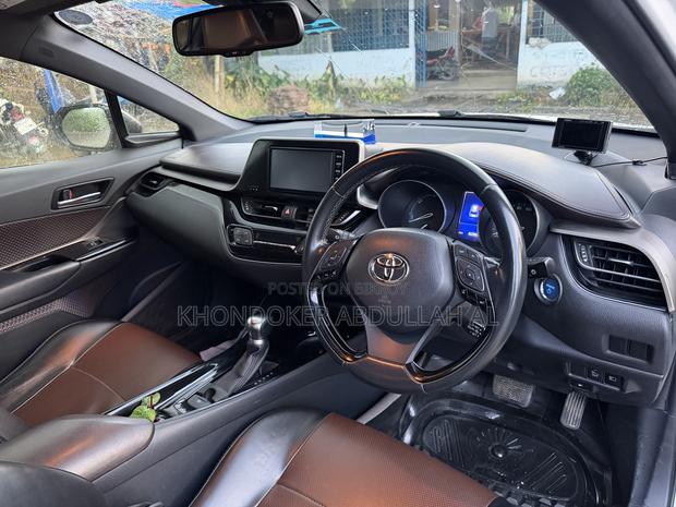 Toyota C-HR 2018 Pearl