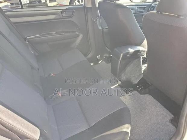 Toyota Corolla Fielder 1.5 Hybrid FWD 2021 White