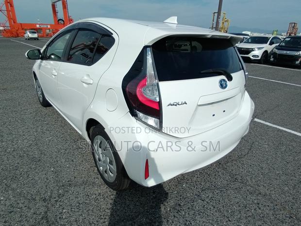 Toyota Aqua 2021 White